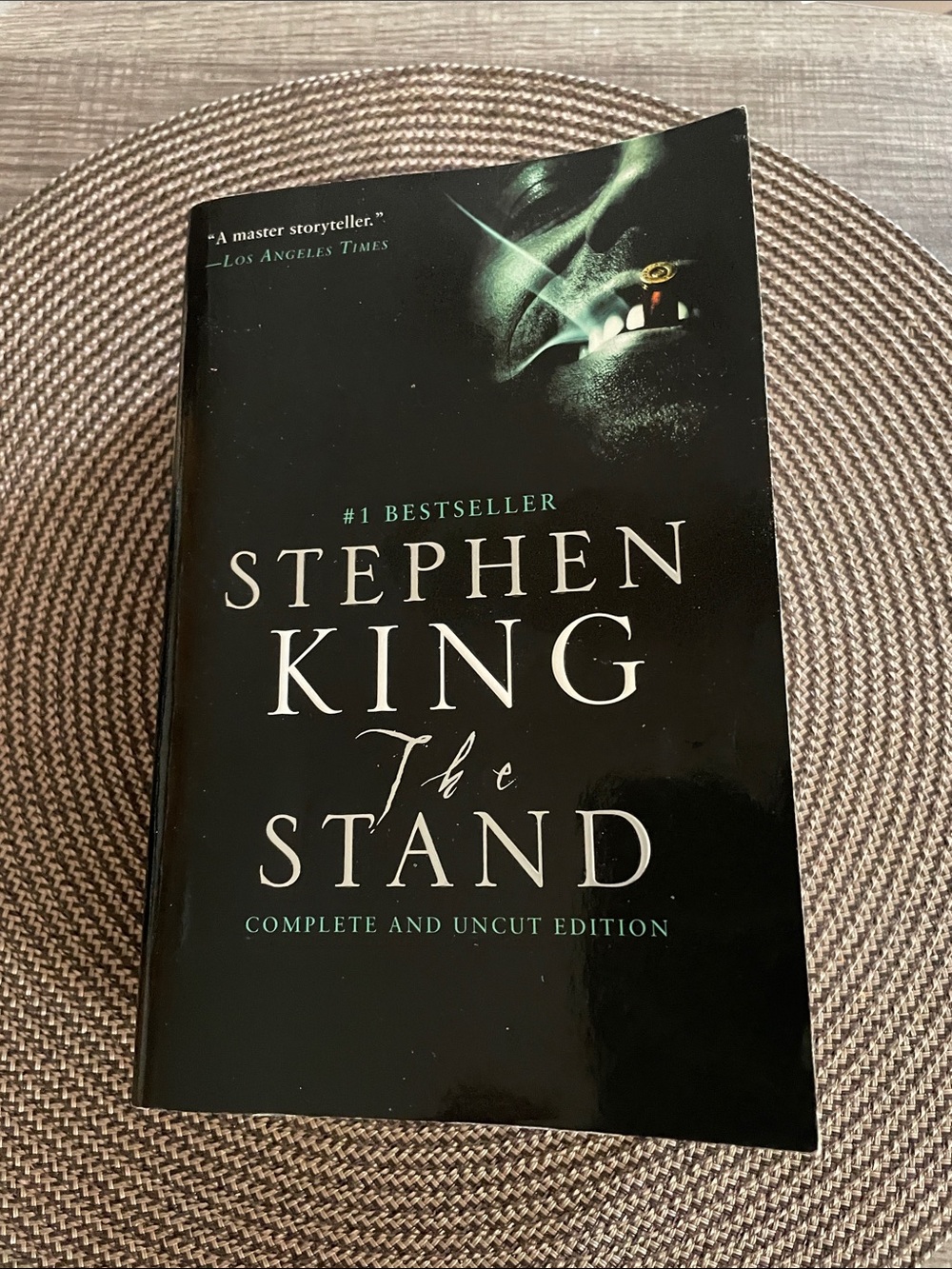 Stephen King "The Stand" Complete and Uncut Edition - Black Cover